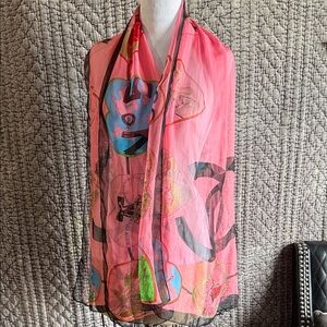 CHANEL Pink and Black 100%Silk Scarf Made in Italy.Vintage.